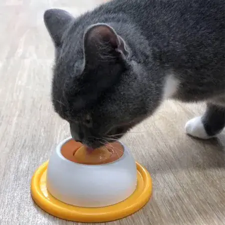 Миска для котів CattyMan Lick Ball для рідких ласощів, рідкого корму, пюре