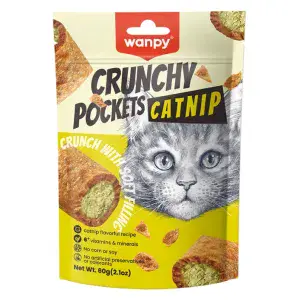Ласощі для котів Wanpy Crunchy Pockets Chicken & Catnip хрусткі подушечки з куркою та котячою м'ятою 60г