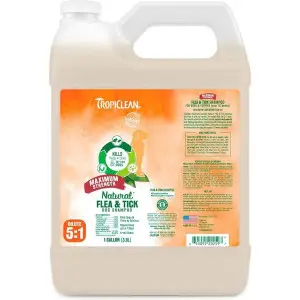 Шампунь TropiClean Гвоздика і Лемонграс інсектоакарицидний проти свербежу 1:5 для собак та цуценят від 12 тижнів 3,8 л