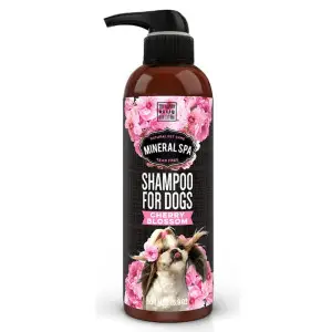 Шампунь Mineral SPA Cherry Blossom Shampoo для собак із екстрактом цвіту вишні 500 мл (S500-CHB)